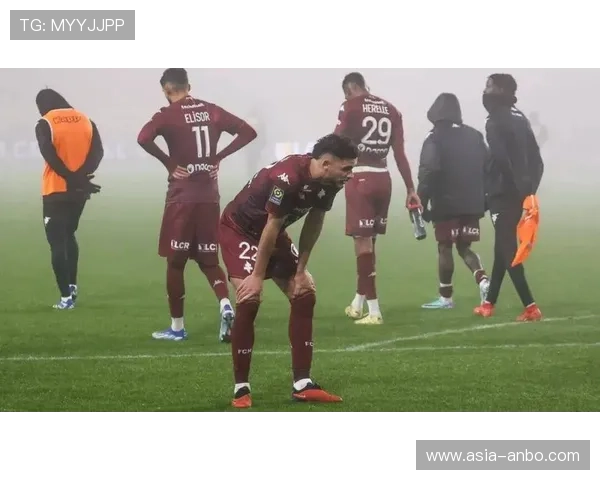 梅斯七轮不胜深陷降级区,主帅穆兰面临下课危机